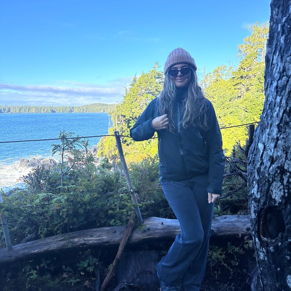 Meet your Posher, Lauren